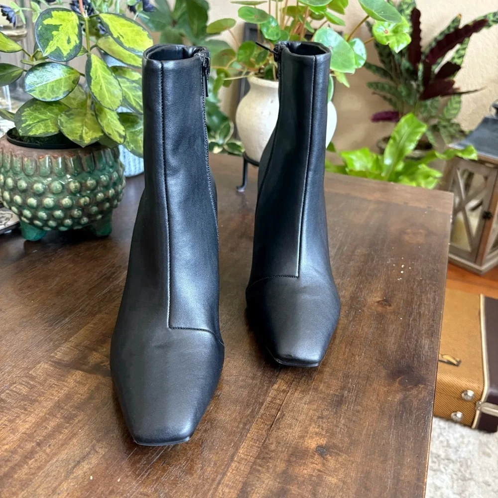 NWOB Alfani Womens Terrie Faux Leather Block Heel Ankle Boots Booties Black